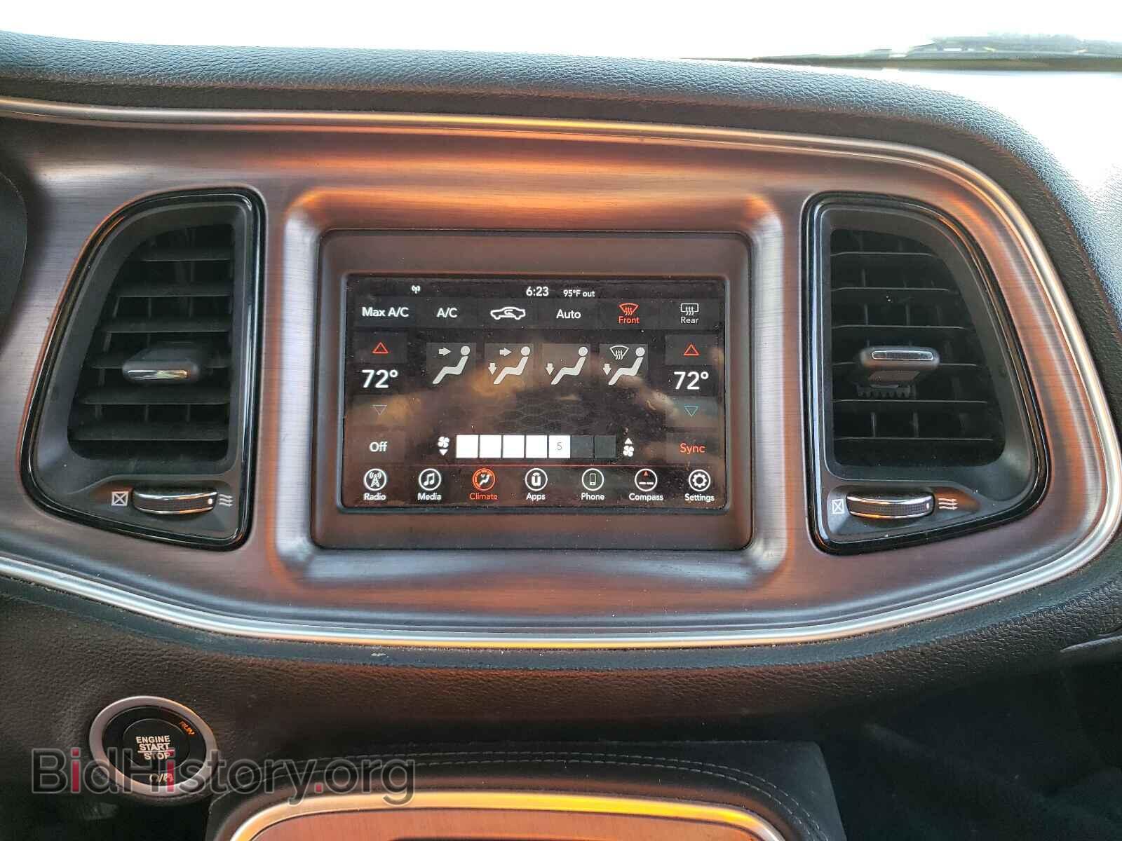 2018 DODGE CHALLENGER - VIN: 2C3CDZAG3JH111371 - Photo 9