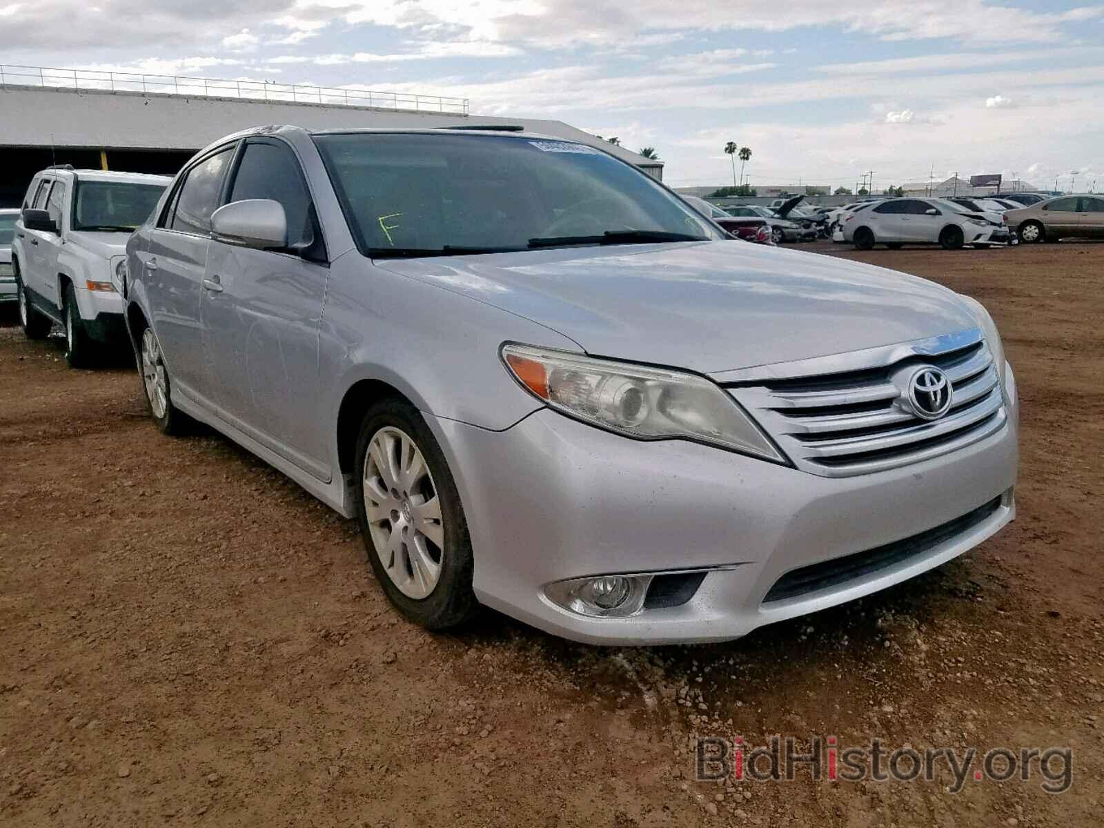 Photo 4T1BK3DB1BU388041 - TOYOTA AVALON 2011