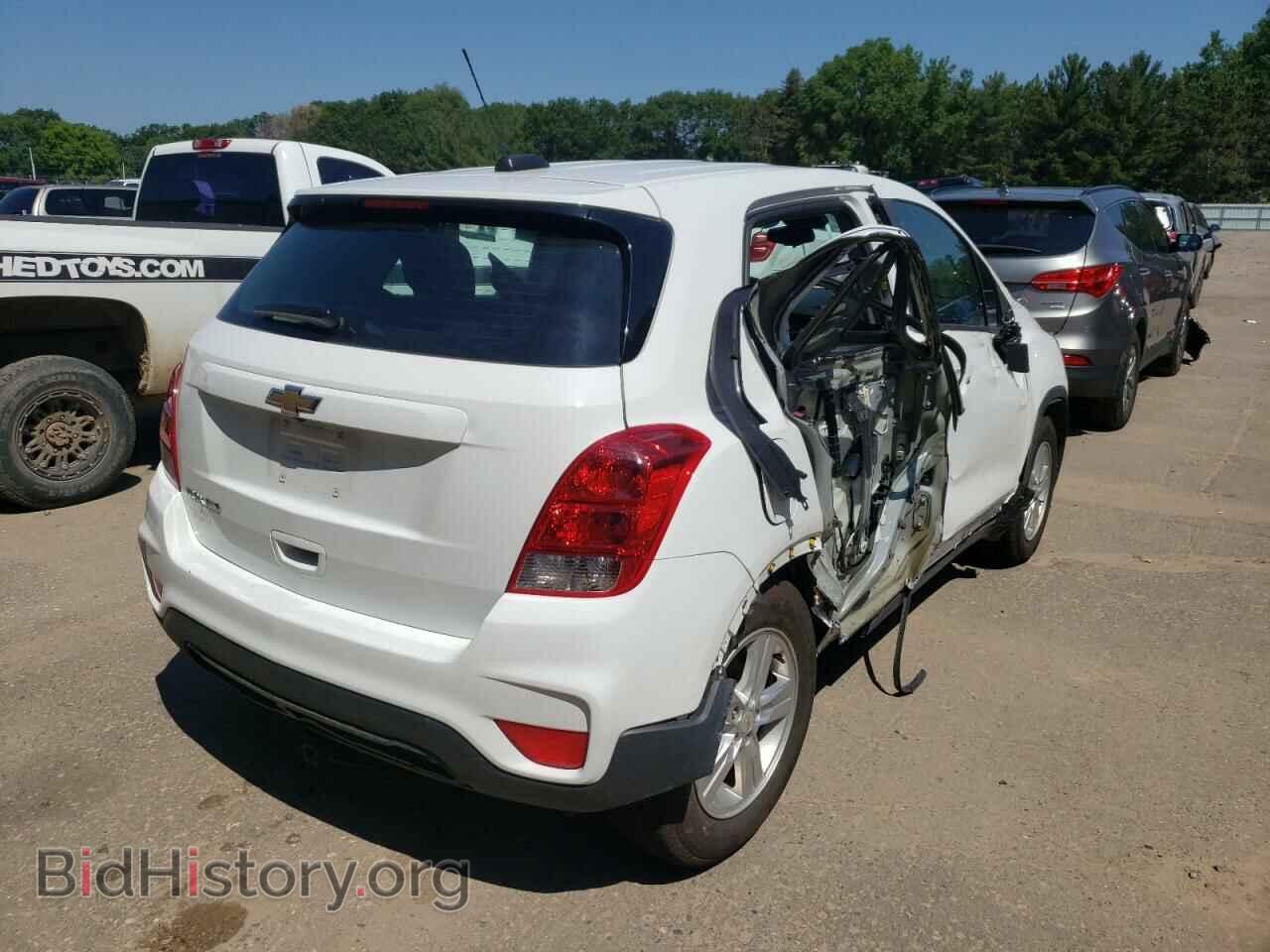 2018 CHEVROLET TRAX - VIN: KL7CJNSB7JB605917 - Фото 4