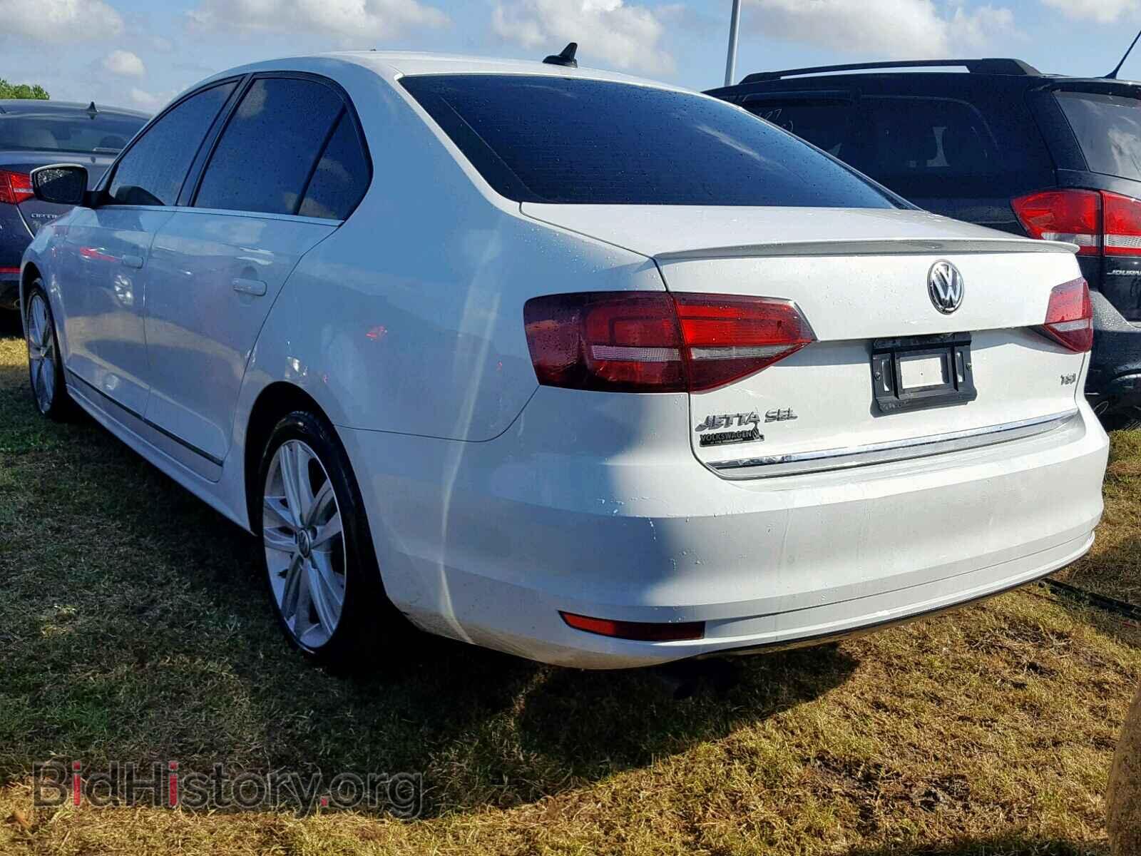 2017 VOLKSWAGEN JETTA - VIN: 3VWL17AJ4HM399818 - Photo 3