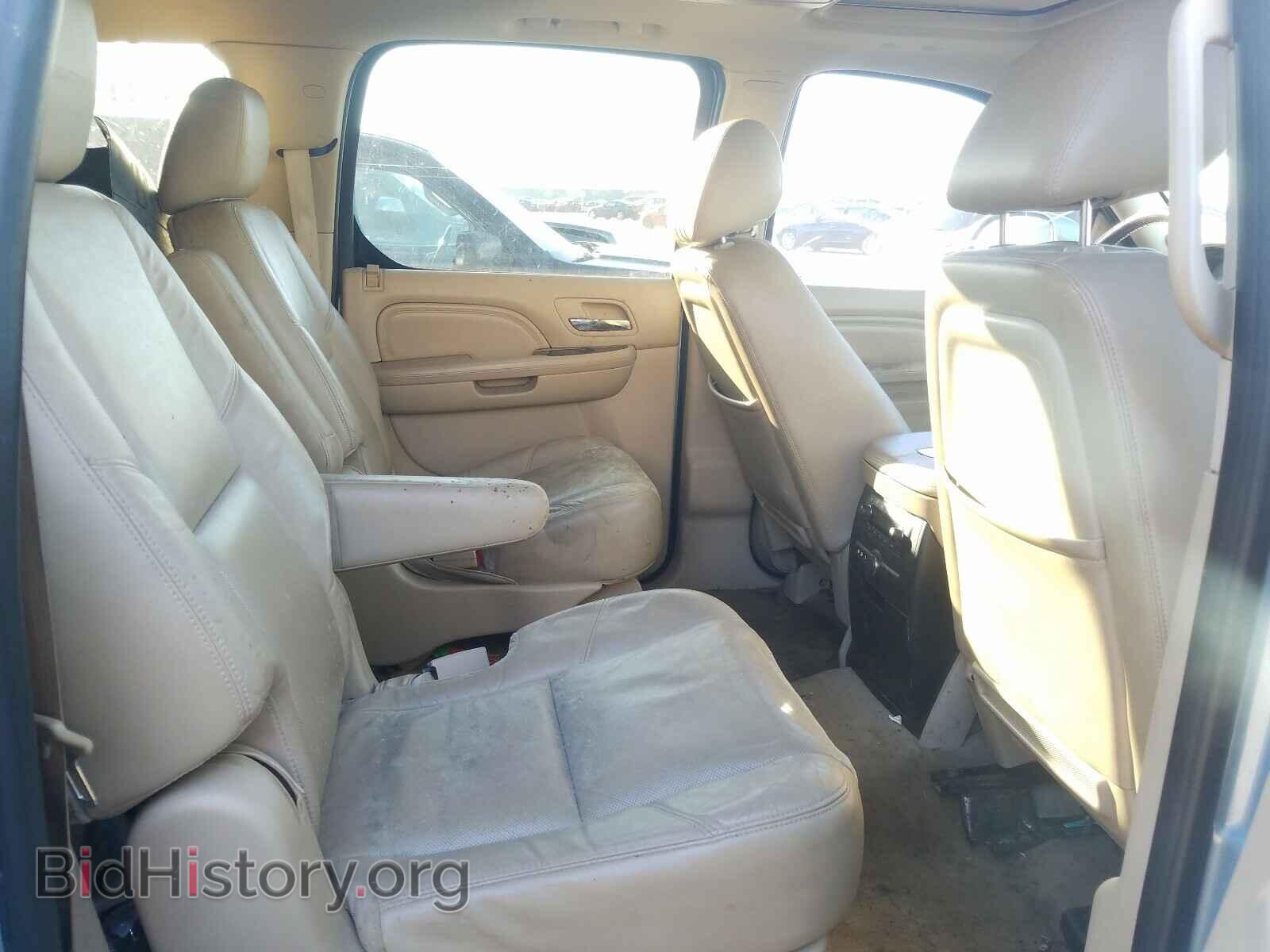 2011 CADILLAC ESCALADE - VIN: 1GYS3JEF8BR351363 - Фото 6