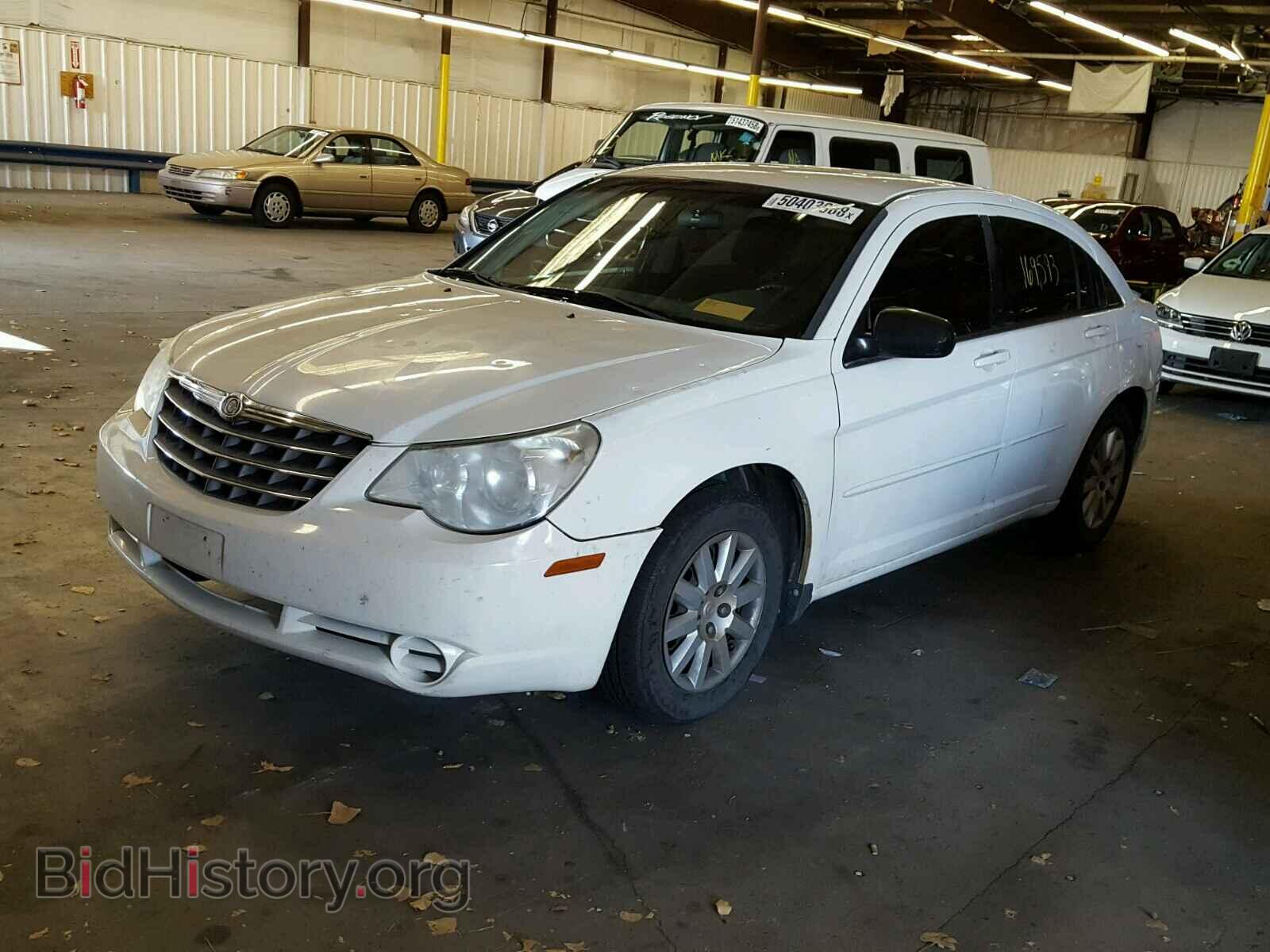 2010 CHRYSLER SEBRING - VIN: 1C3CC4FB0AN192839 - Фото 2