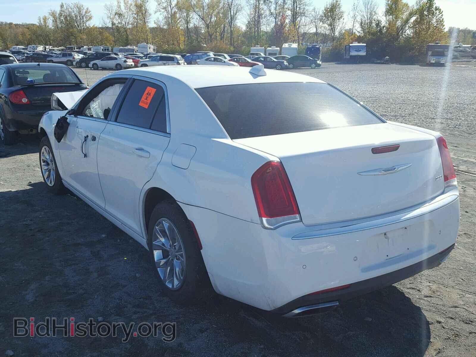 2015 CHRYSLER 300 - VIN: 2C3CCAAG0FH756426 - Фото 3
