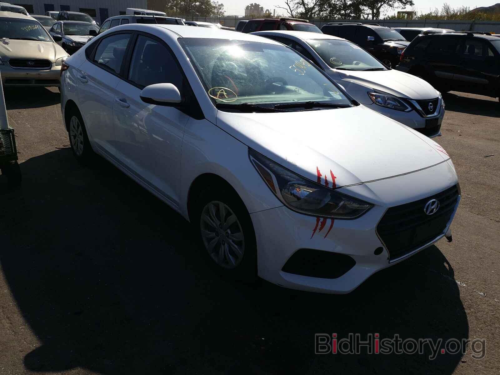 Photo 3KPC24A39JE005682 - HYUNDAI ACCENT 2018