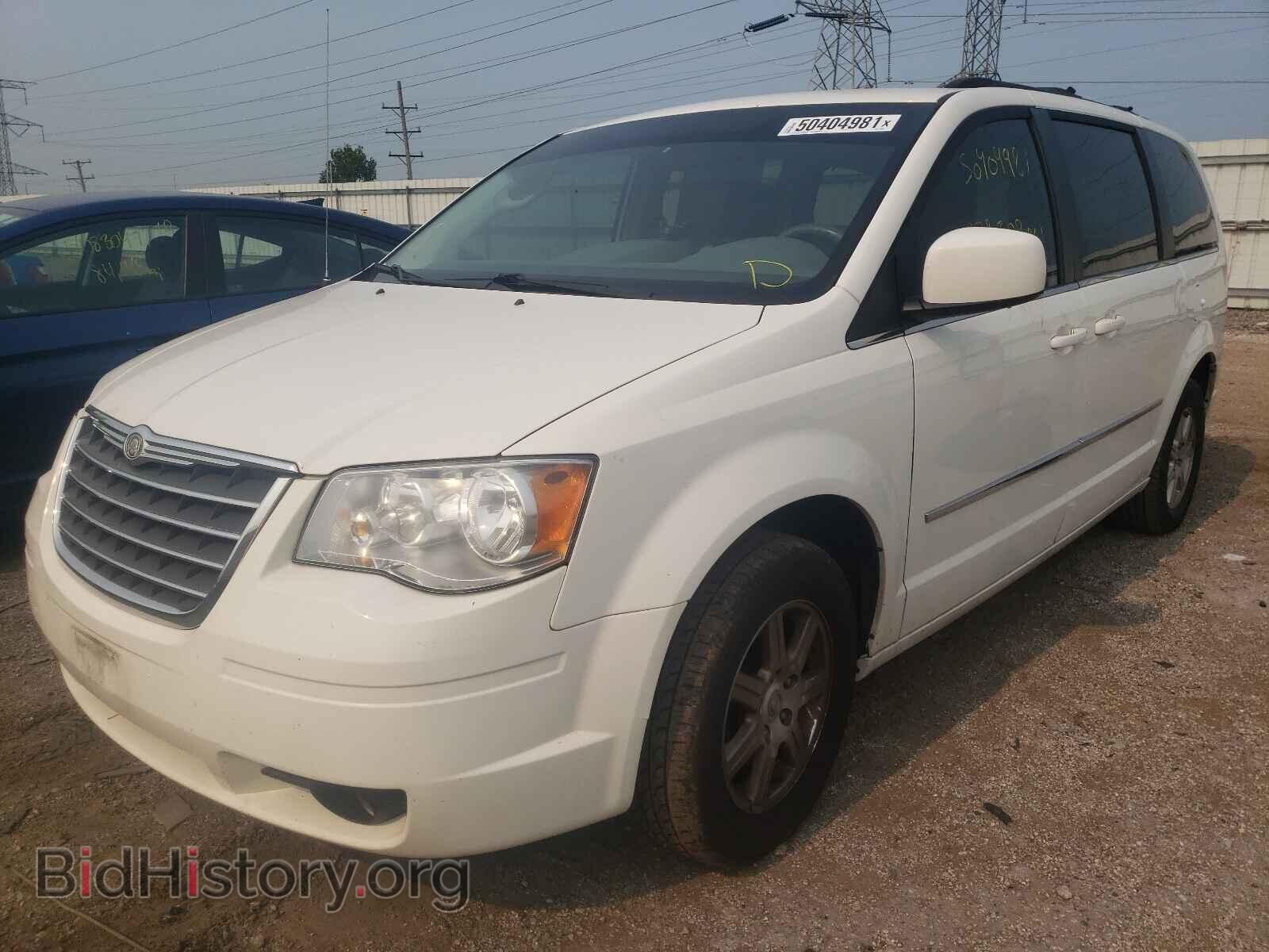 2010 CHRYSLER MINIVAN - VIN: 2A4RR5DXXAR345698 - Фото 2