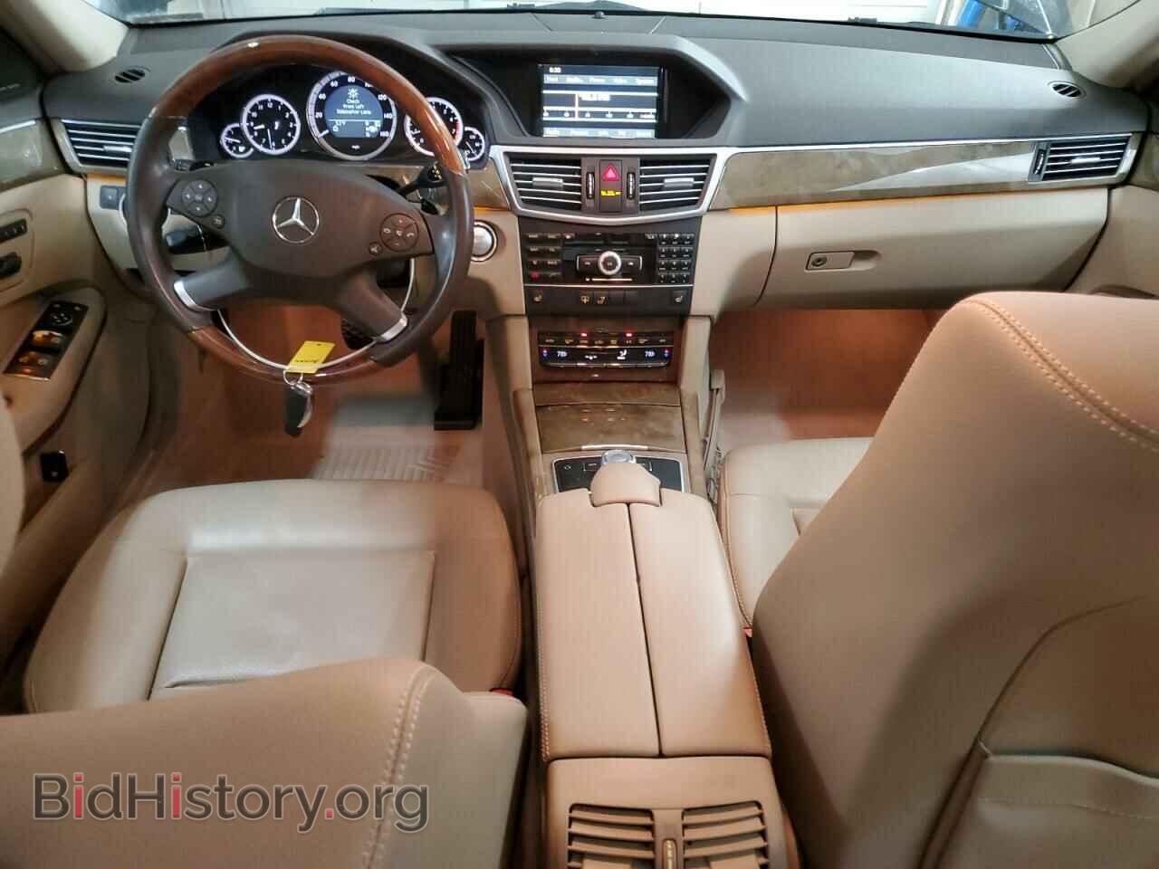 2011 MERCEDES-BENZ E-CLASS - VIN: WDDHF5GBXBA332200 - Фото 8
