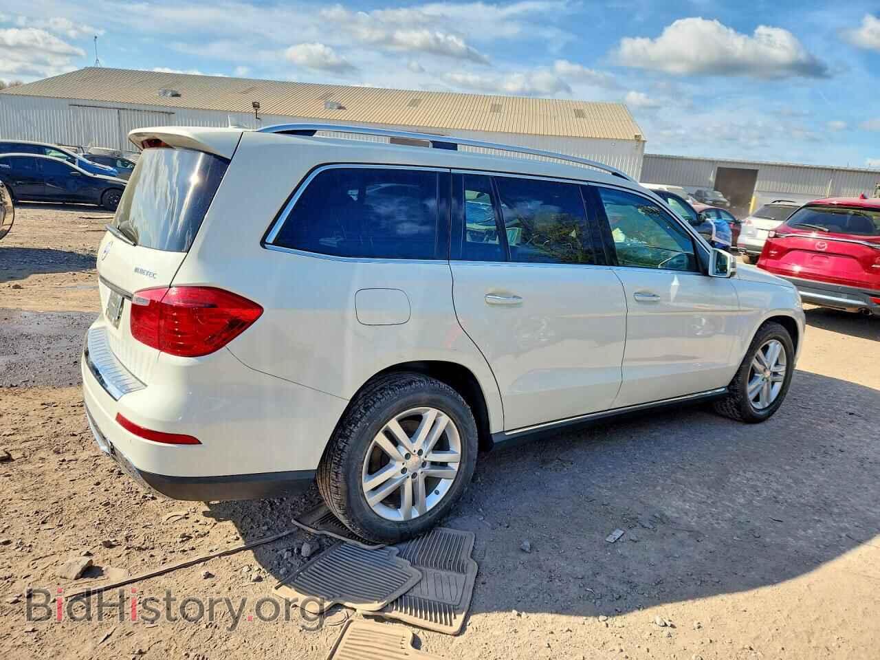 2013 MERCEDES-BENZ GL-CLASS - VIN: 4JGDF2EE8DA184695 - Photo 3