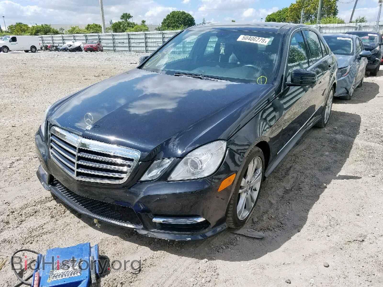 2012 MERCEDES-BENZ E 350 - VIN: WDDHF5KB4CA519652 - Фото 2