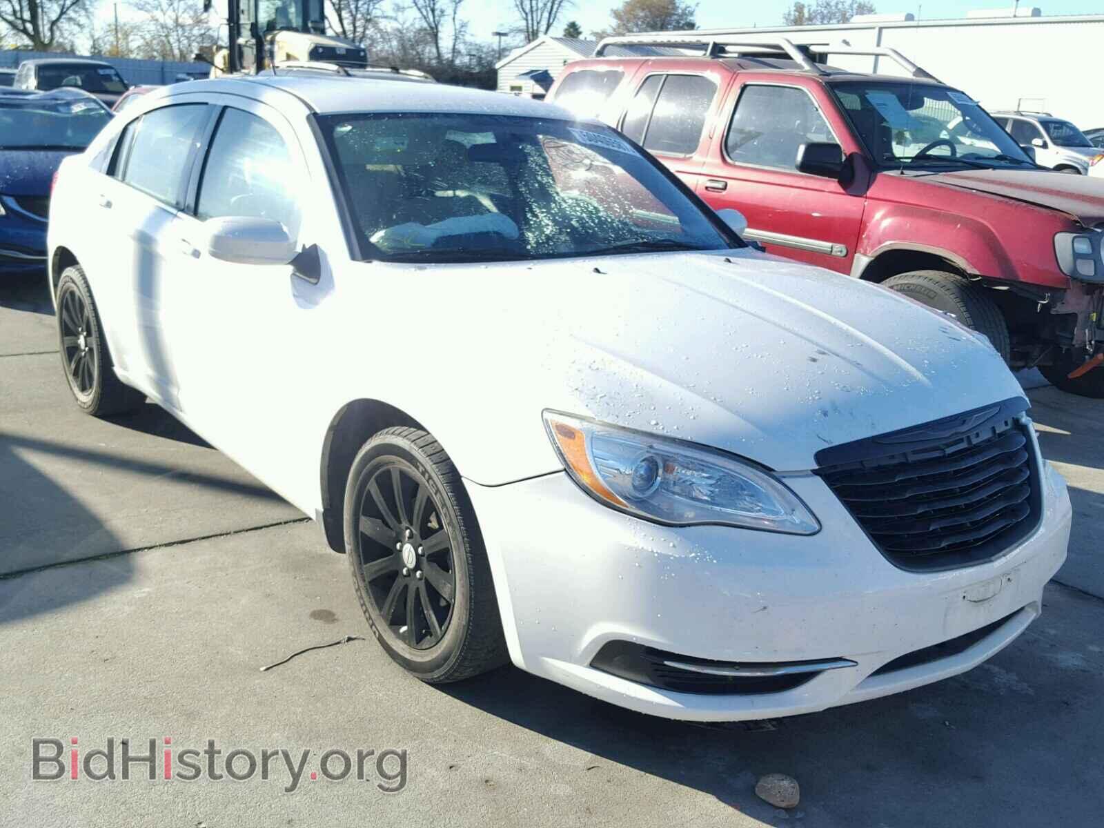 Photo 1C3BC1FG3BN503123 - CHRYSLER 200 2011