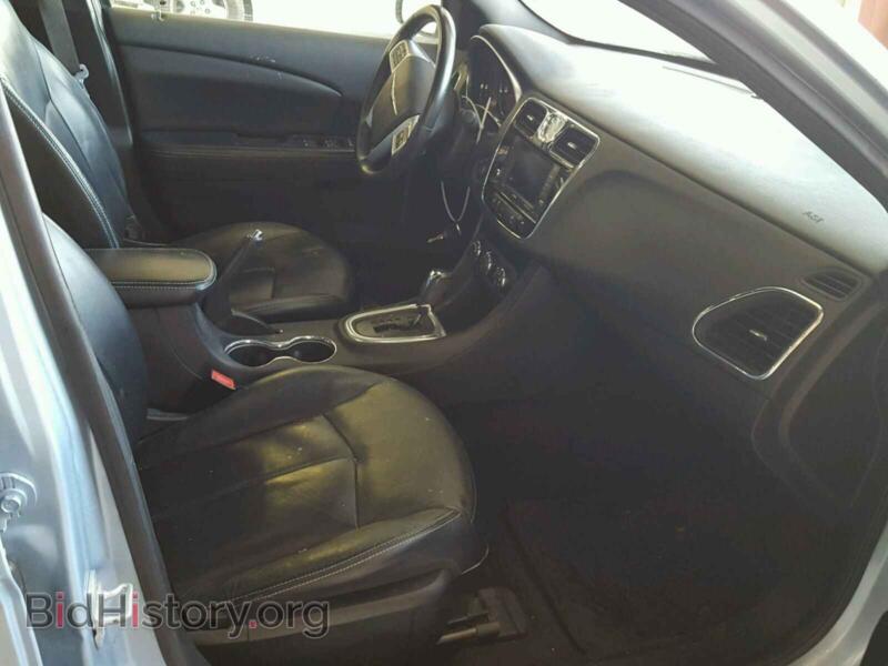 2012 Chrysler 200 (VIN 1C3CCBCB2CN263227) — фото 5 из 10