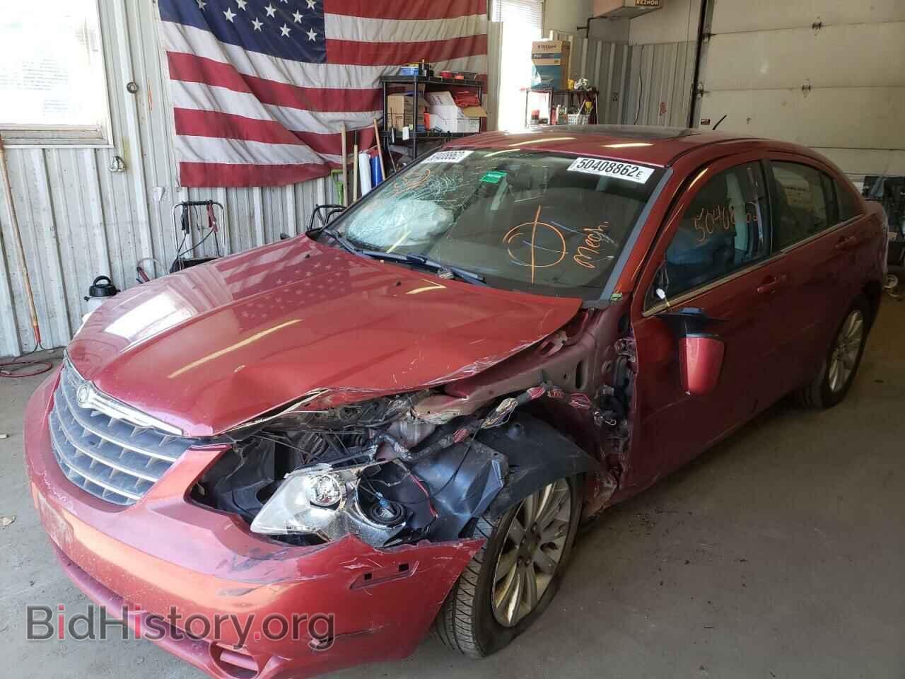 2010 CHRYSLER SEBRING - VIN: 1C3CC5FD8AN194460 - Фото 2