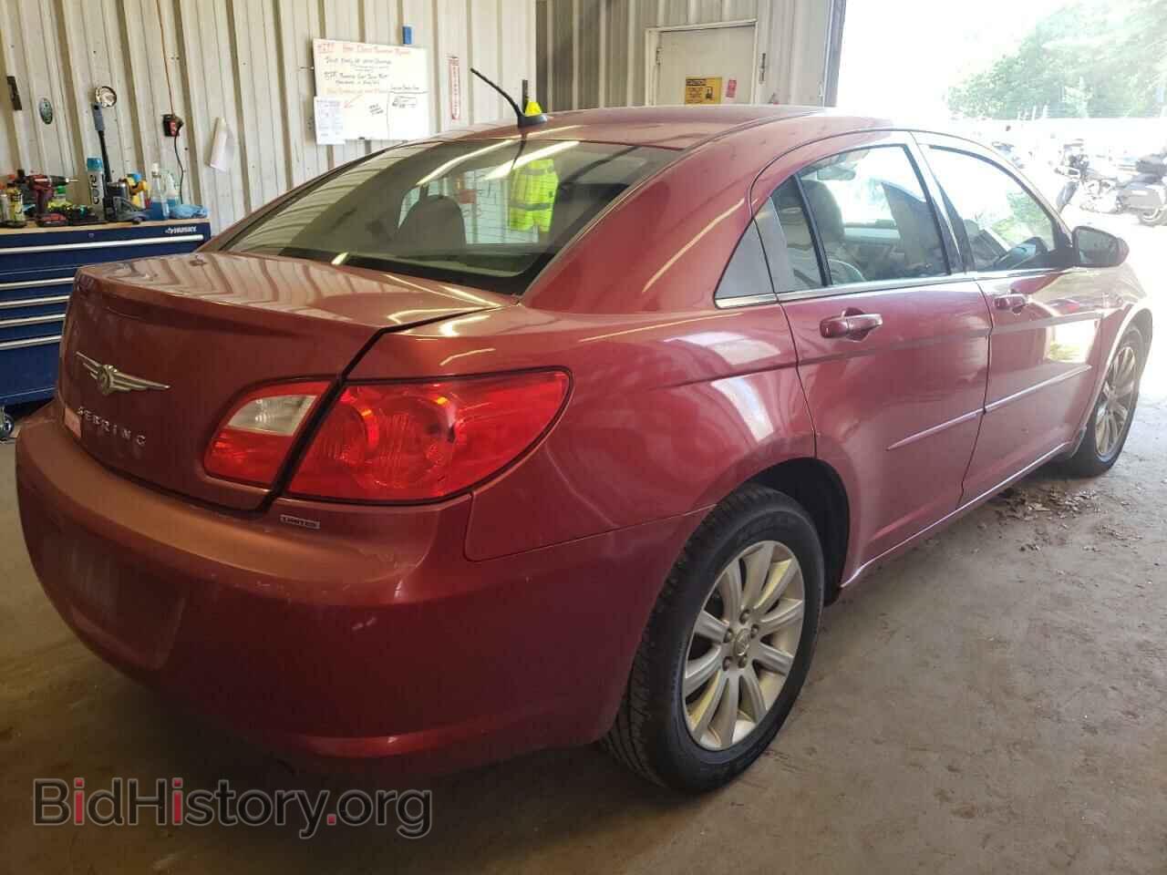 2010 CHRYSLER SEBRING - VIN: 1C3CC5FD8AN194460 - Фото 4