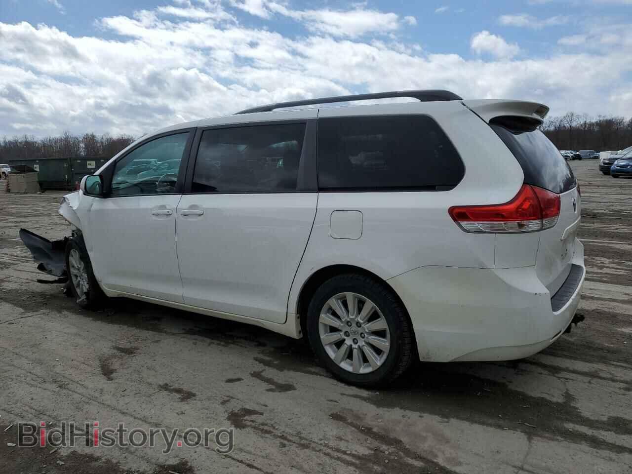 2012 TOYOTA All Models - VIN: 5TDDK3DC6CS043440 - Фото 2