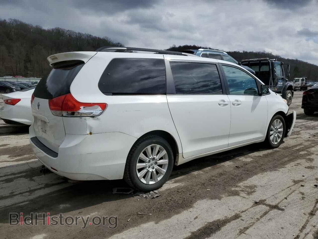 2012 TOYOTA All Models - VIN: 5TDDK3DC6CS043440 - Фото 3