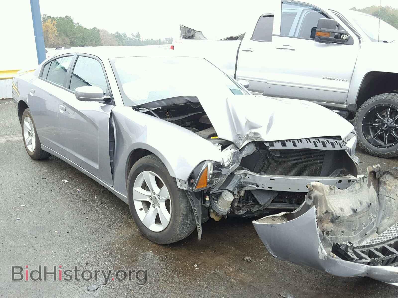 2014 Dodge CHARGER Charger SE (VIN 2C3CDXBG4EH241247) — фото 1 из 10, Copart, повреждение: передняя часть