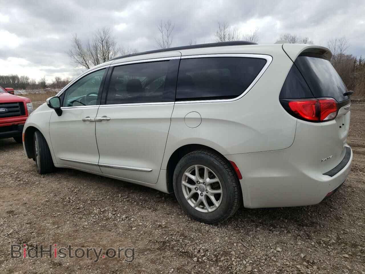 2017 CHRYSLER PACIFICA - VIN: 2C4RC1BG2HR770894 - Photo 2