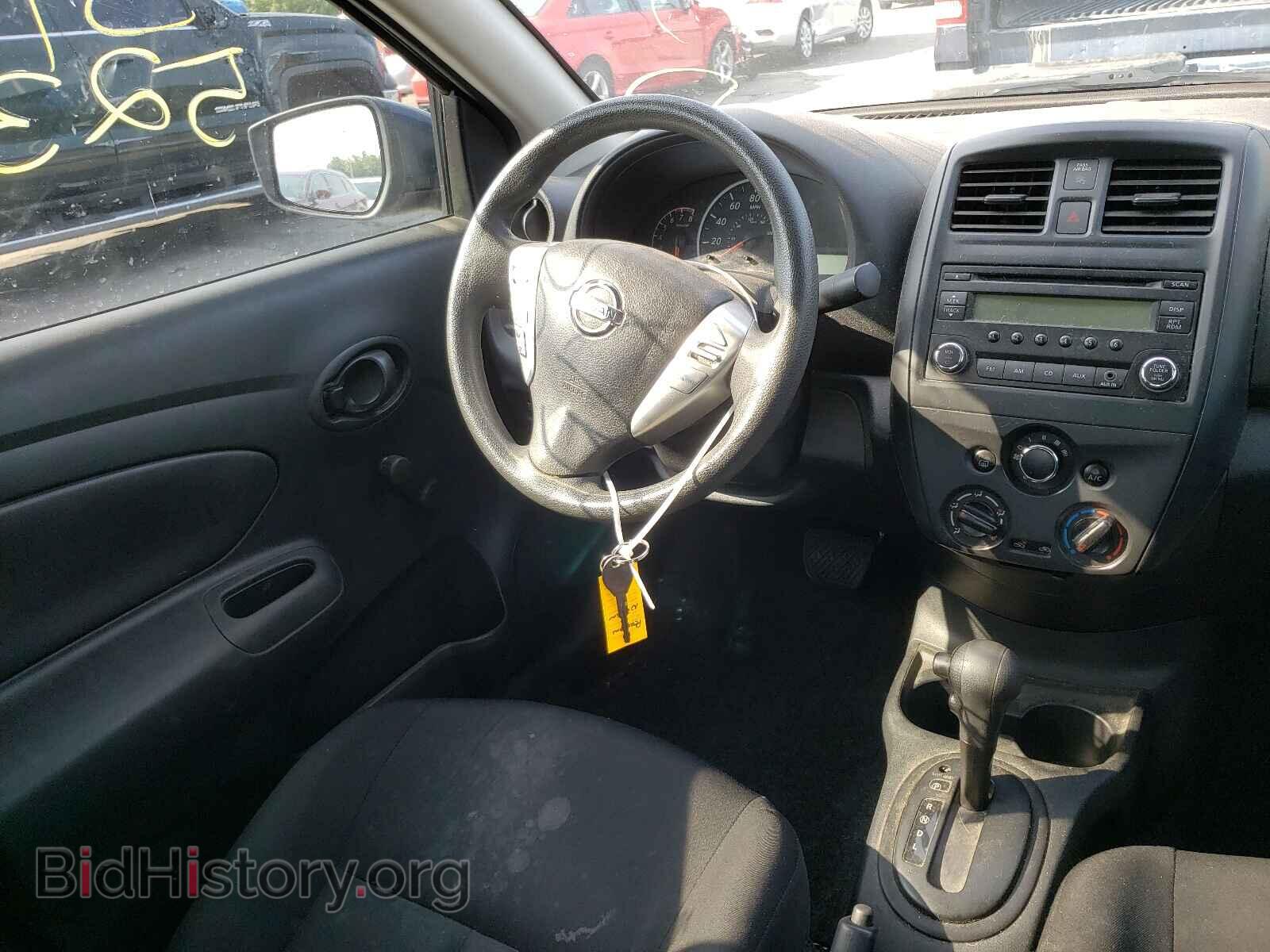2016 NISSAN VERSA - VIN: 3N1CN7AP0GL843392 - Фото 9