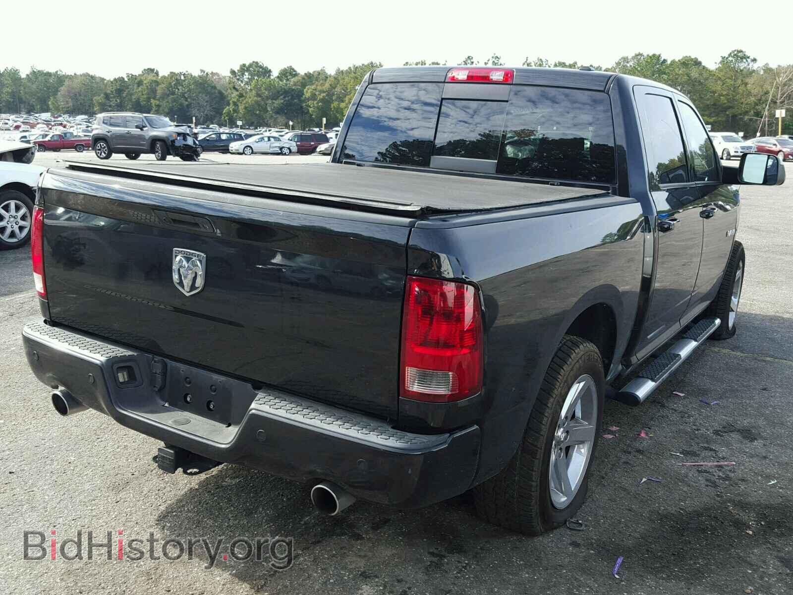 2010 DODGE RAM 1500 - VIN: 1D7RB1CT9AS178417 - Фото 4
