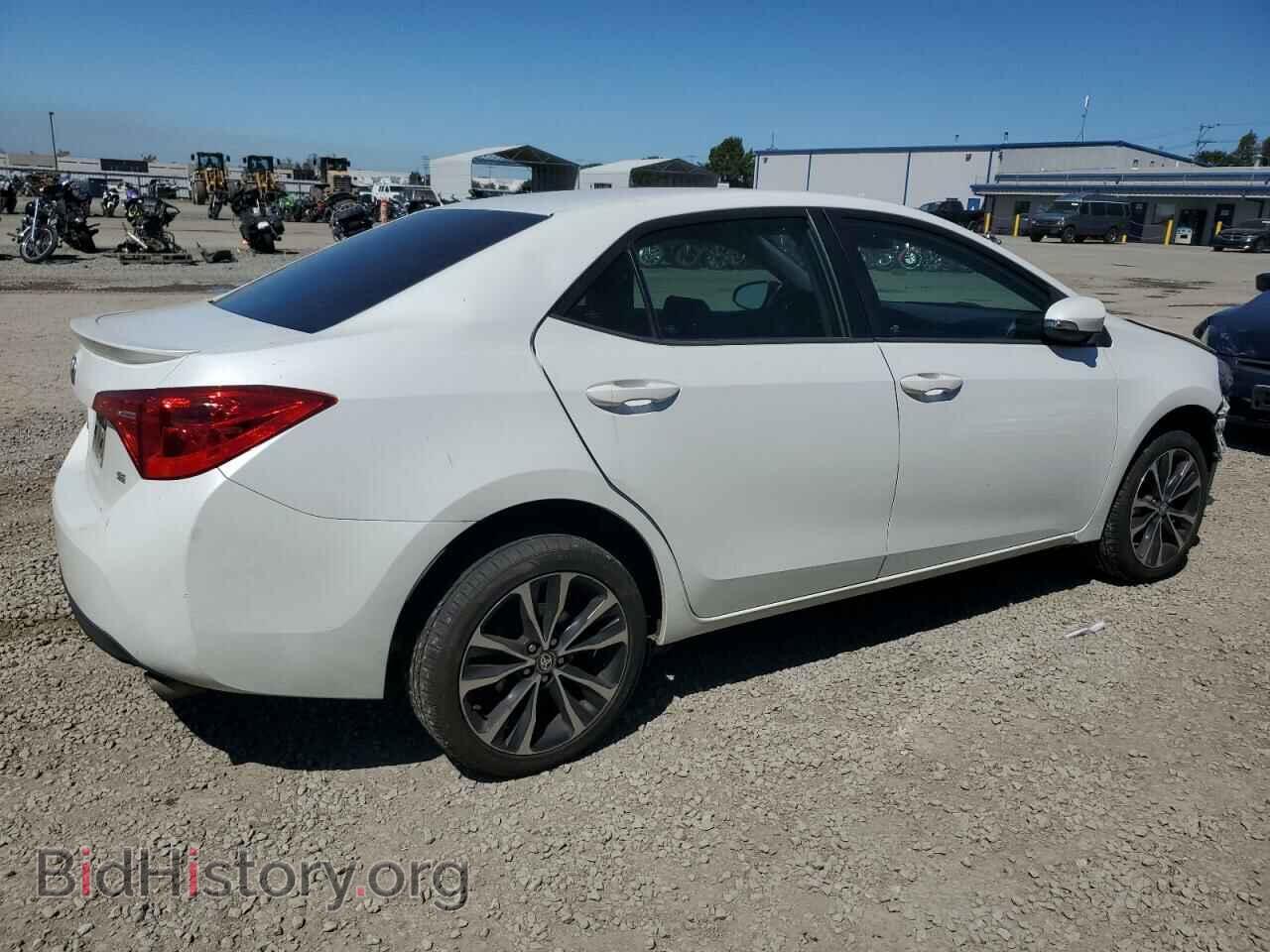 2018 TOYOTA COROLLA - VIN: 5YFBURHEXJP740406 - Фото 3