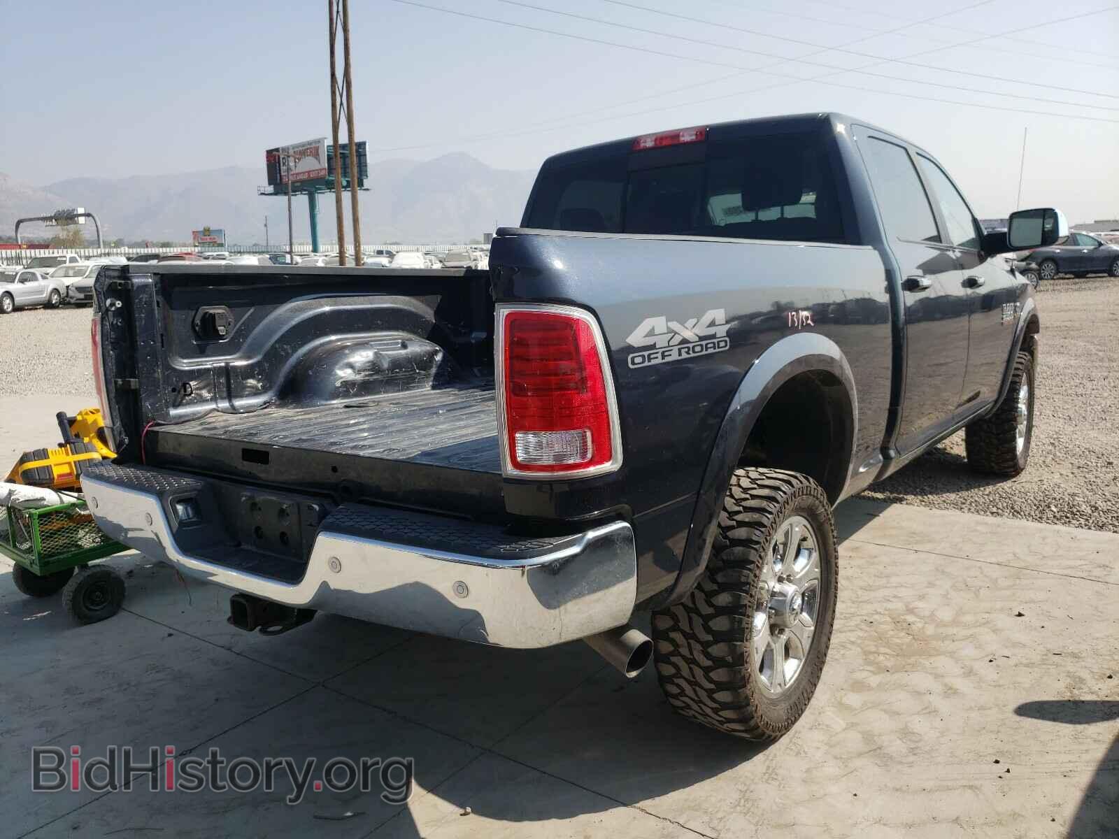 2018 RAM 2500 - VIN: 3C6UR5FL7JG102373 - Фото 4