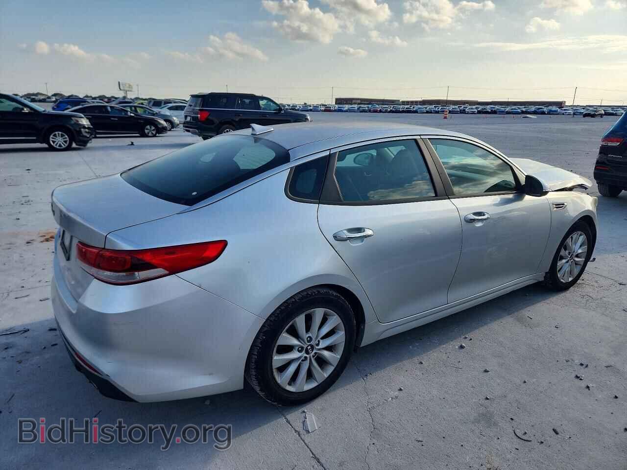 2017 KIA OPTIMA - VIN: 5XXGT4L33HG124664 - Фото 3
