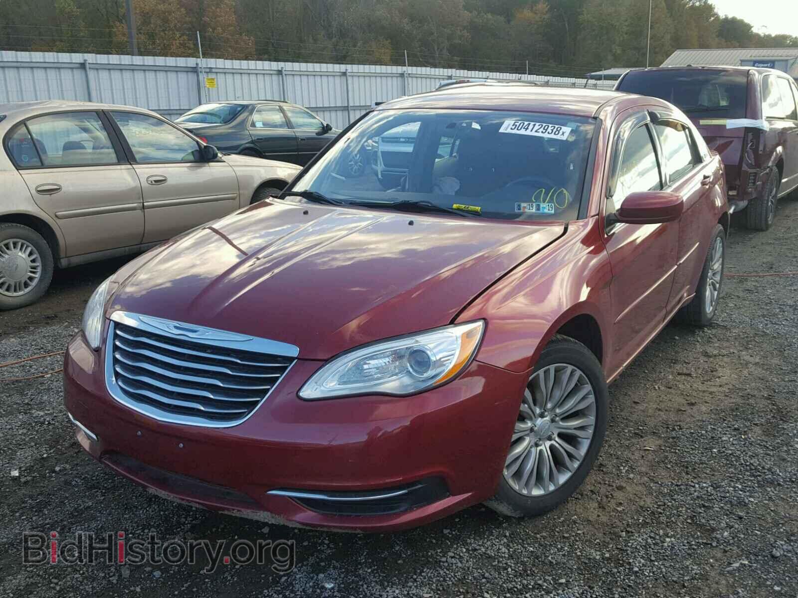 2012 CHRYSLER 200 - VIN: 1C3CCBAB2CN225709 - Фото 2