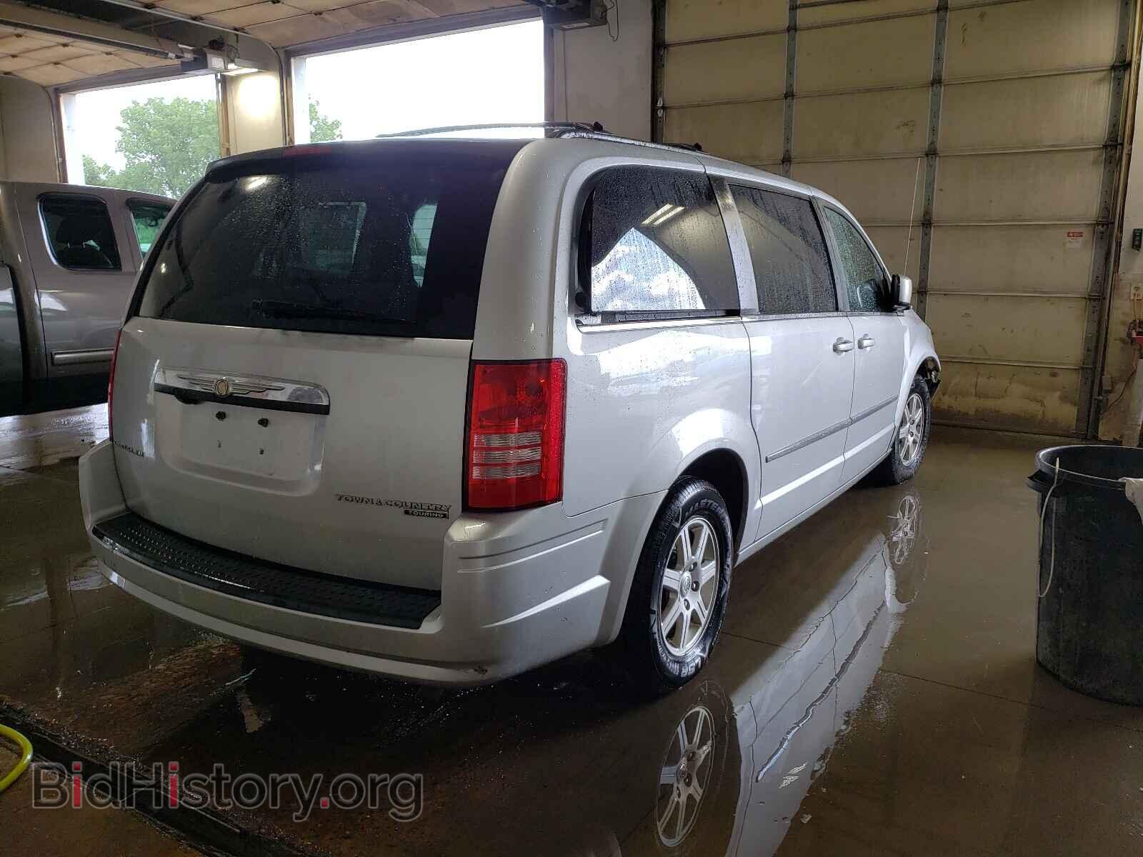 2010 CHRYSLER MINIVAN - VIN: 2A4RR8D16AR405831 - Фото 4