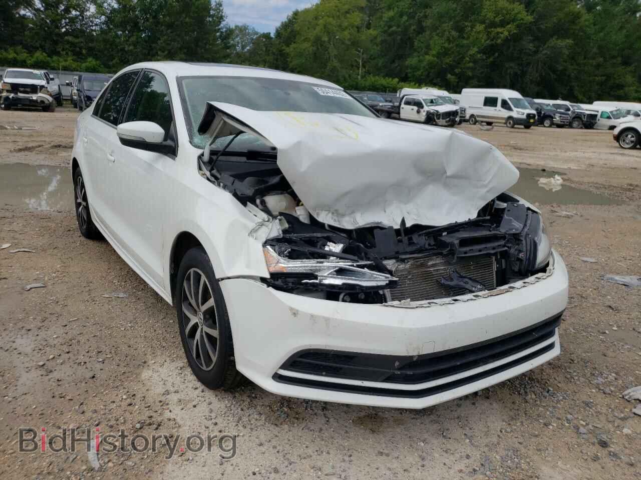Фотография 3VWDB7AJ3HM413600 - VOLKSWAGEN JETTA 2017