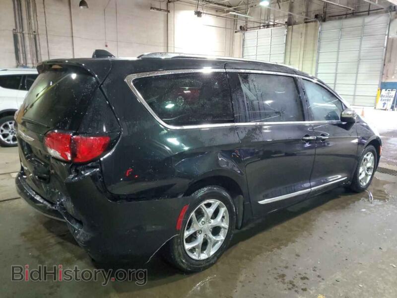 2019 Chrysler PACIFICA (VIN 2C4RC1GG8KR706388) — photo 3 of 16