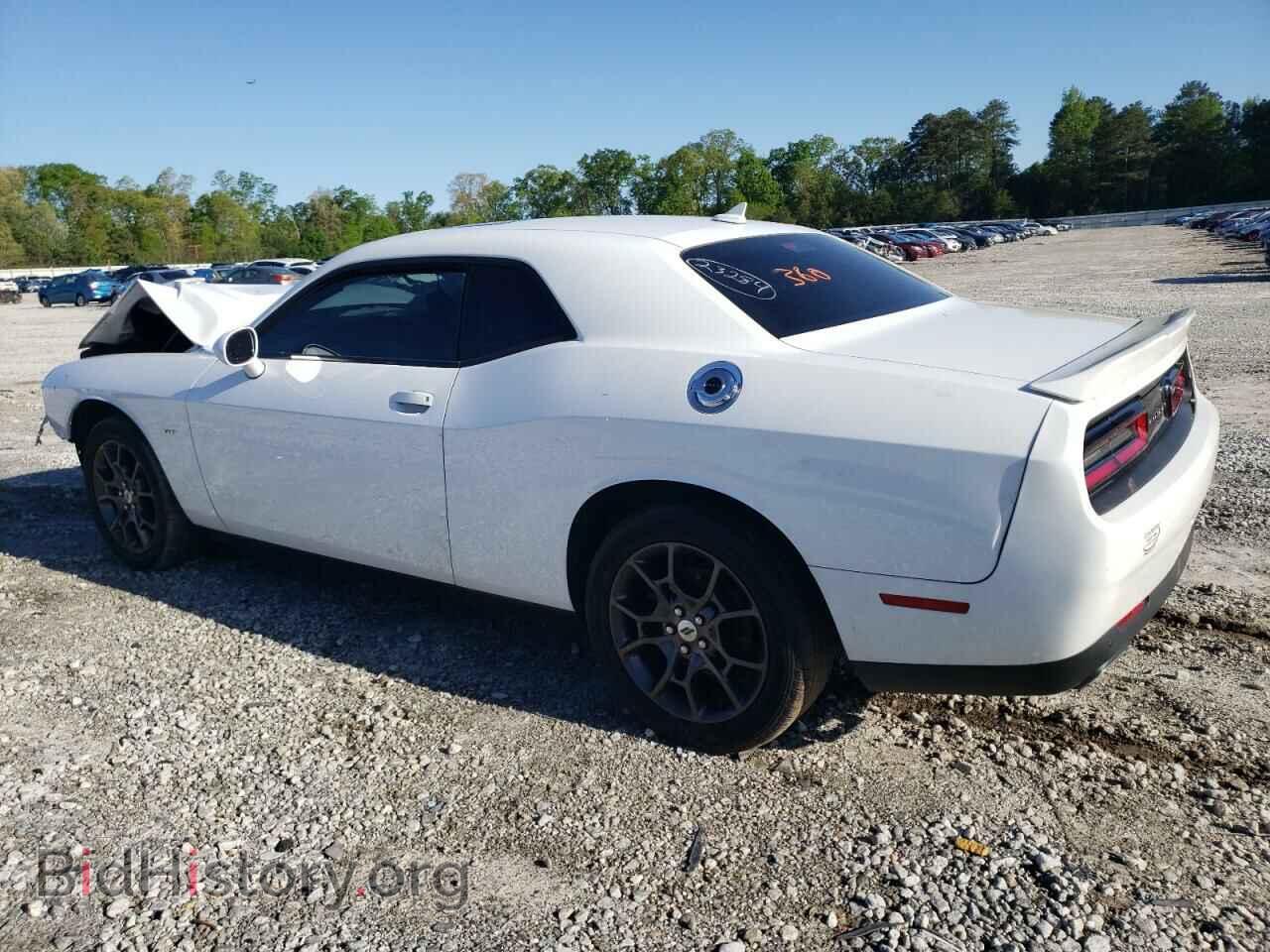 2018 DODGE CHALLENGER - VIN: 2C3CDZGG2JH205104 - Фото 2