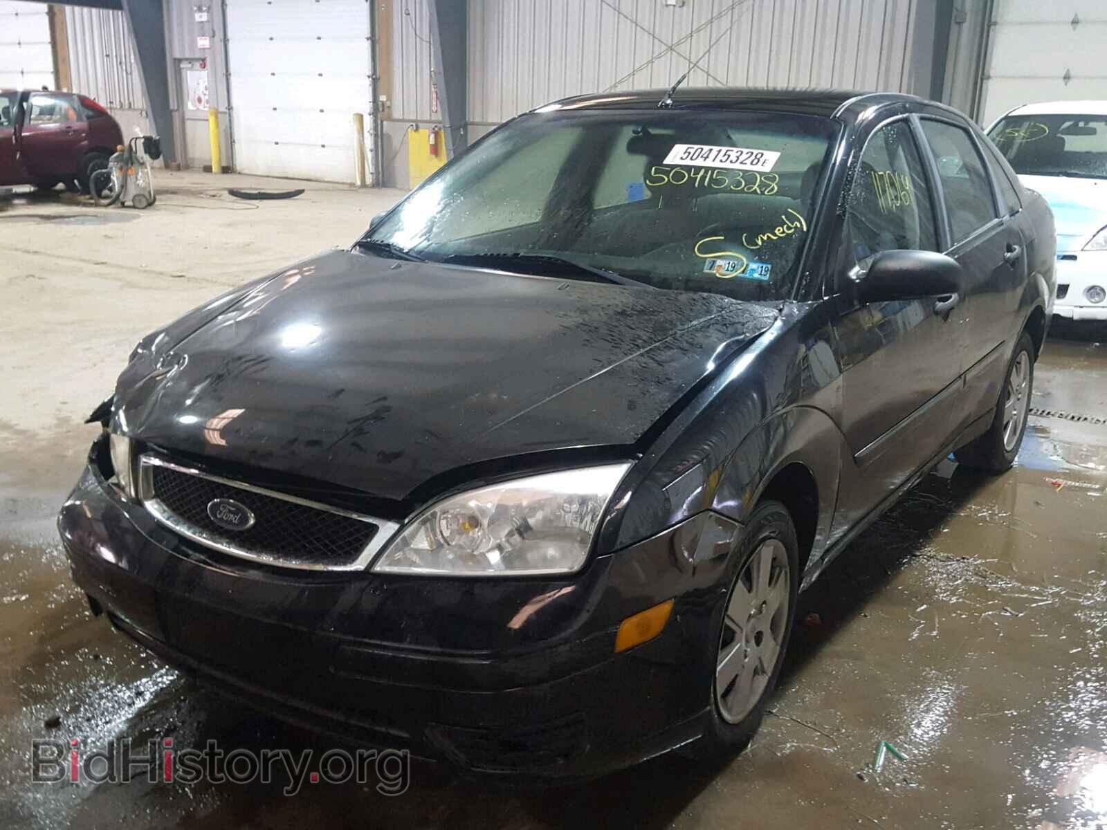 2007 FORD FOCUS - VIN: 1FAFP34N27W320172 - Фото 2