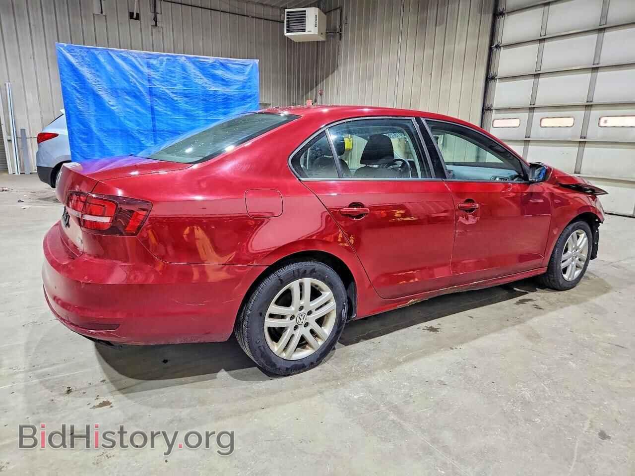 2018 VOLKSWAGEN JETTA - VIN: 3VW2B7AJ3JM235068 - Фото 3