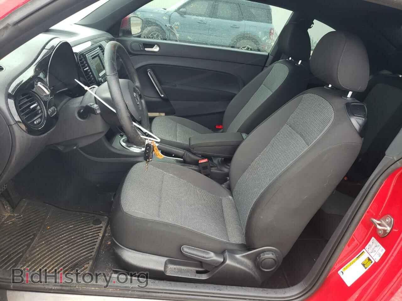 2019 VOLKSWAGEN BEETLE - VIN: 3VWFD7AT4KM715747 - Фото 7