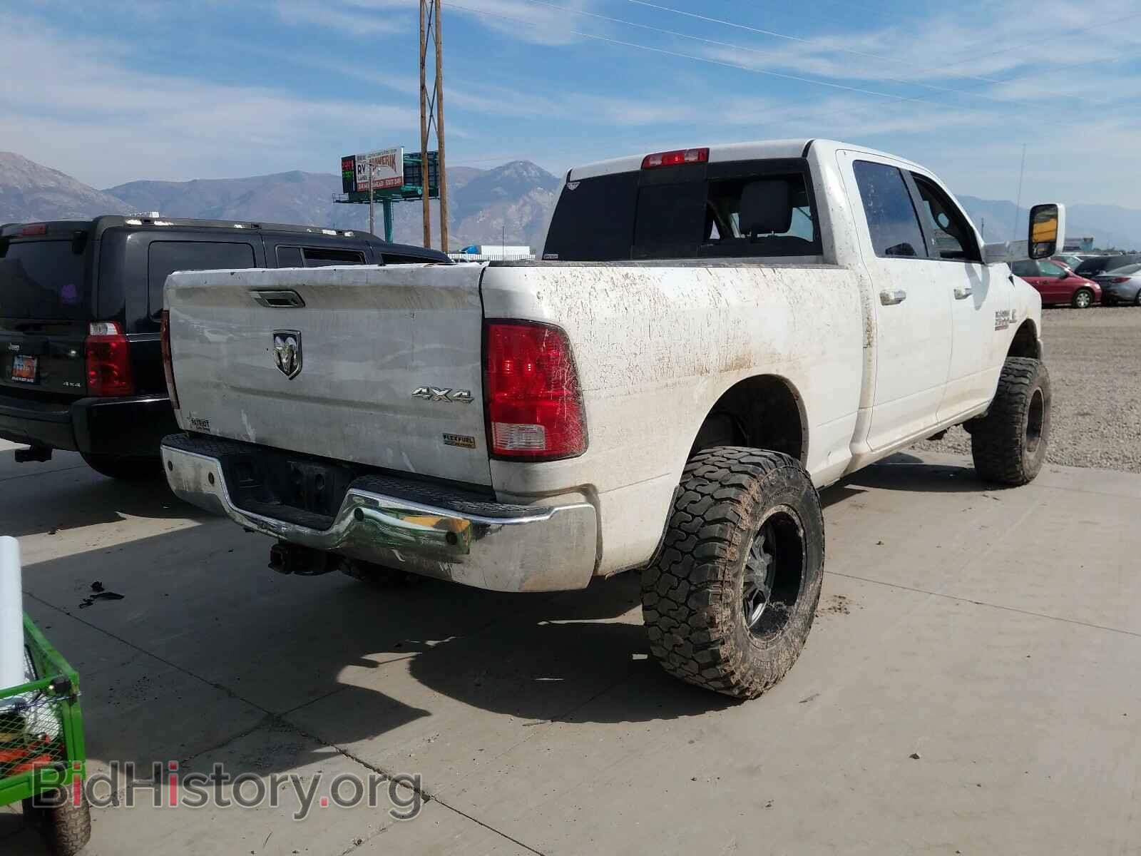 2017 RAM 2500 - VIN: 3C6UR5DL1HG725372 - Фото 4