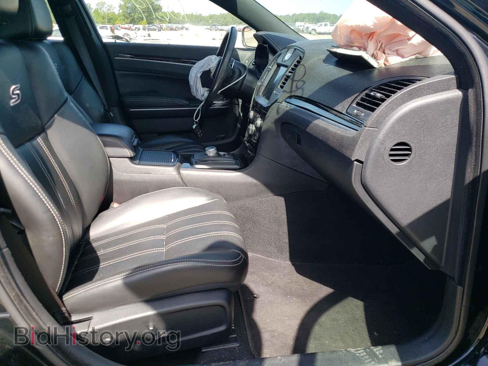 2019 CHRYSLER 300 - VIN: 2C3CCABG2KH637253 - Photo 5