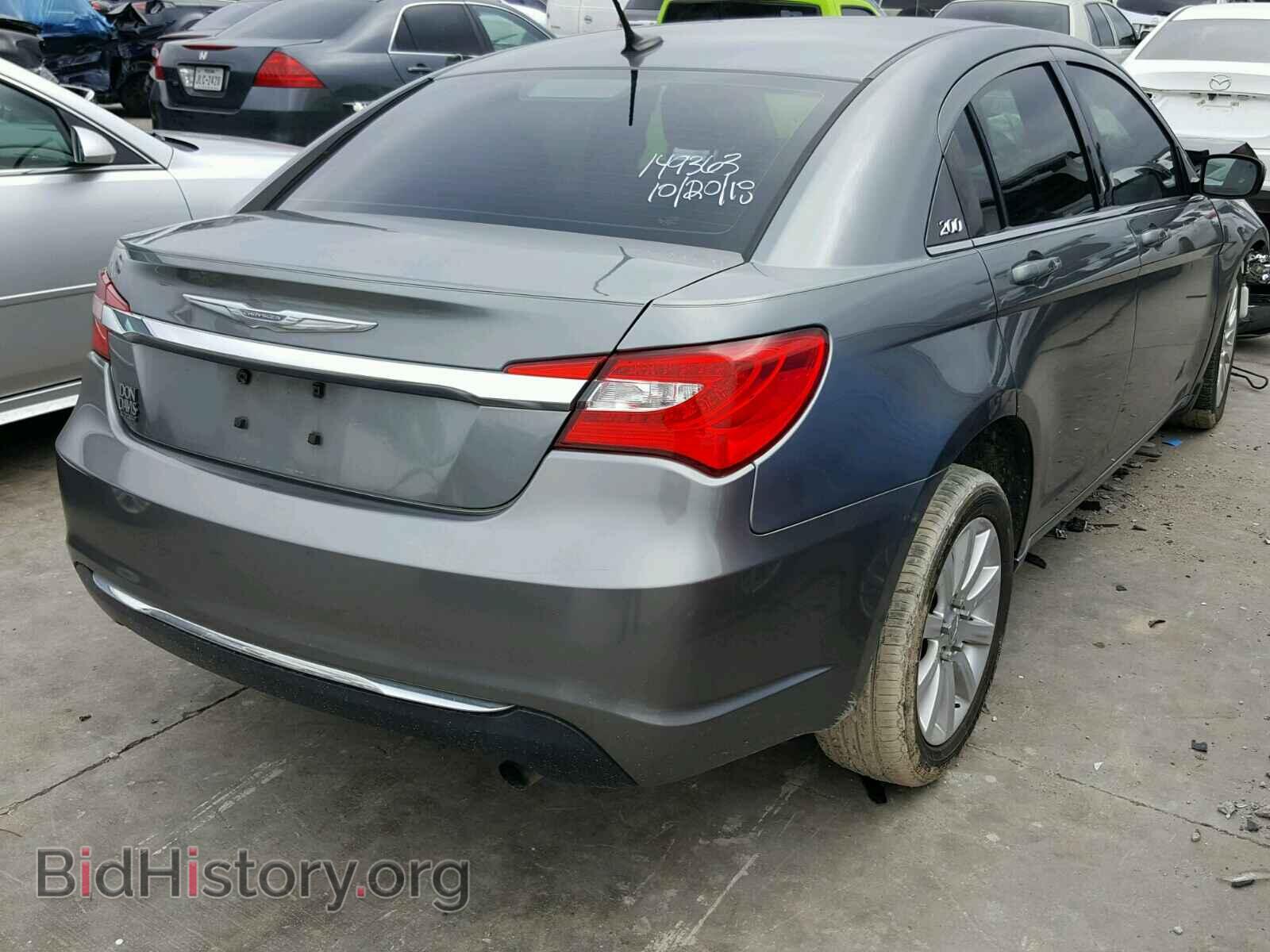 2011 CHRYSLER 200 - VIN: 1C3BC4FB3BN593136 - Фото 4