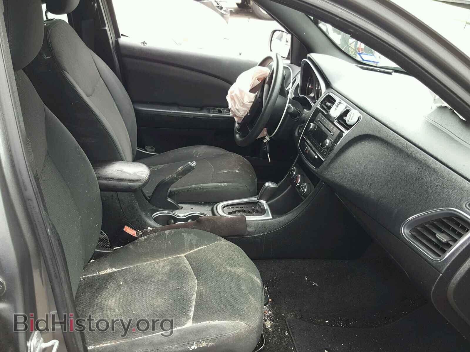 2011 CHRYSLER 200 - VIN: 1C3BC4FB3BN593136 - Фото 5