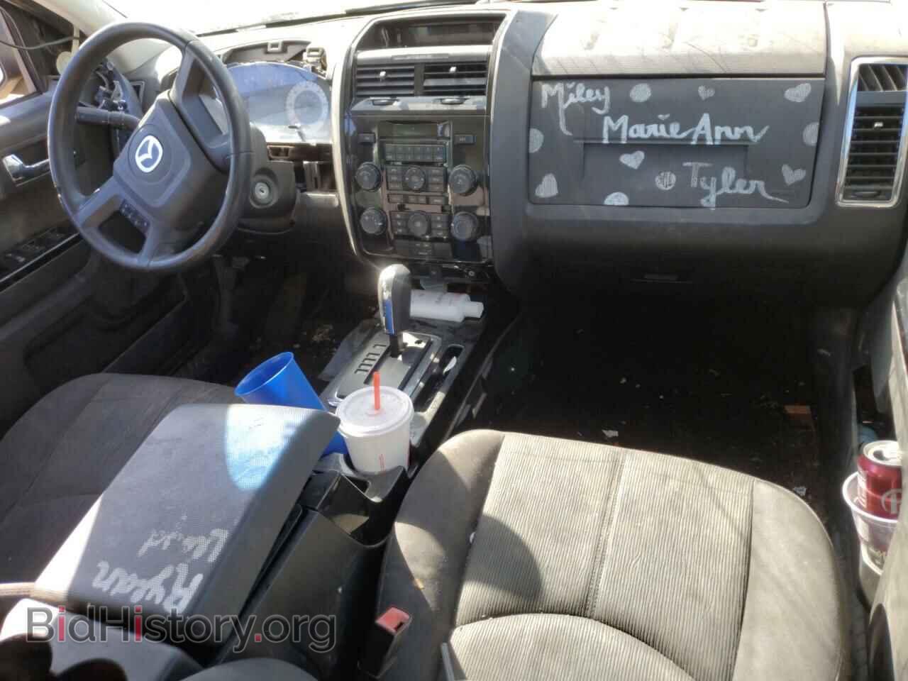 2011 MAZDA TRIBUTE - VIN: 4F2CY0C73BKM01774 - Фото 8