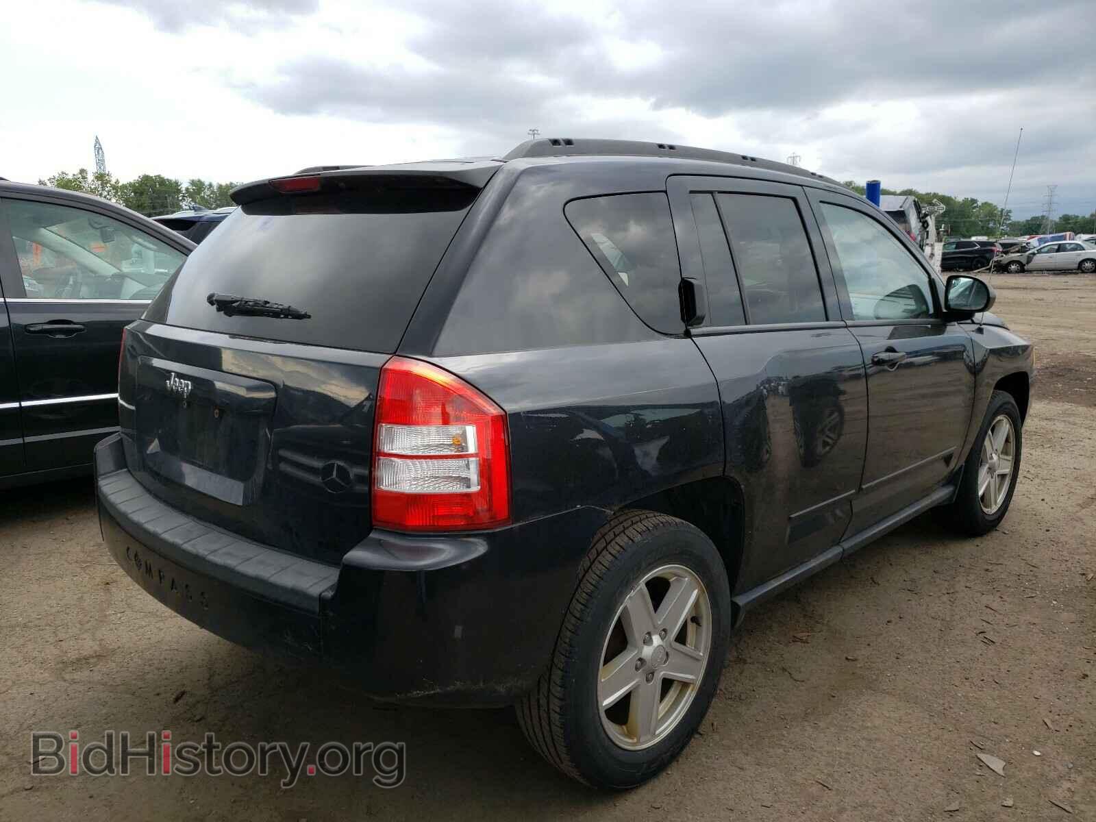 2010 JEEP COMPASS - VIN: 1J4NT4FB3AD514457 - Фото 4