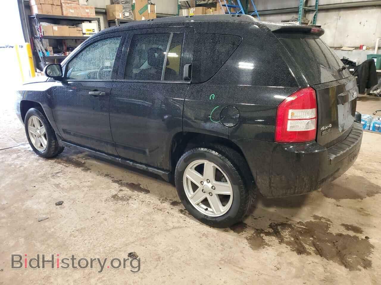 2007 JEEP COMPASS - VIN: 1J8FF47W67D237937 - Фото 2