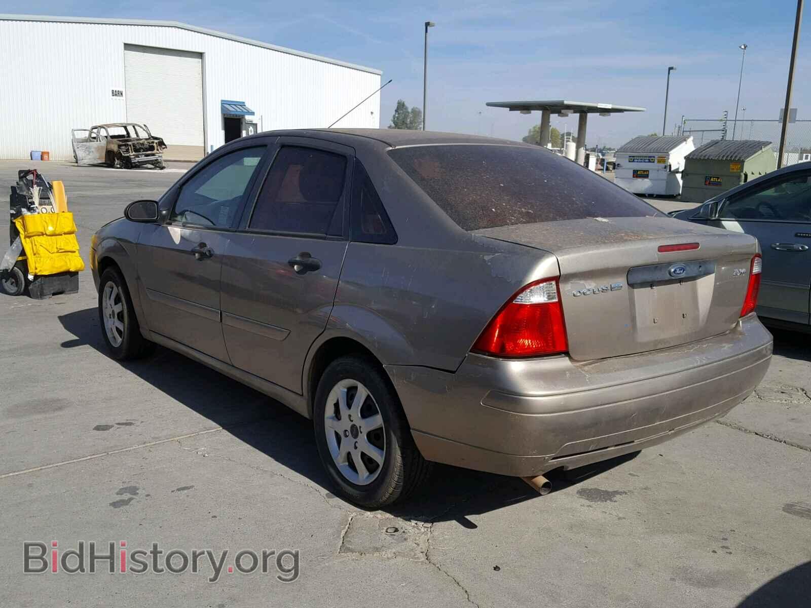 2005 FORD FOCUS - VIN: 1FAFP34N35W245625 - Фото 3