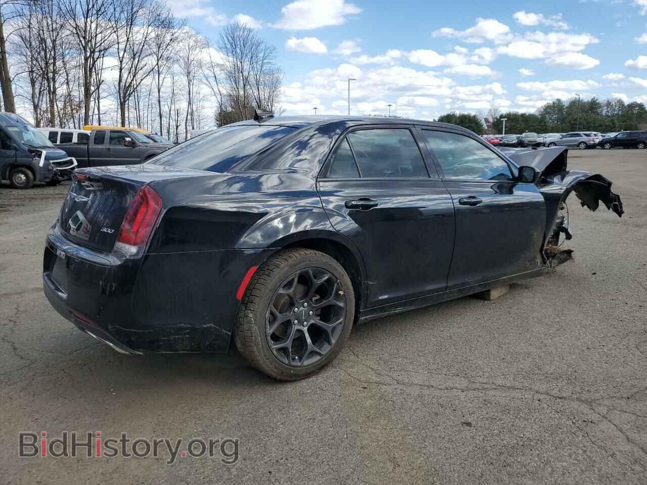 2019 CHRYSLER 300 - VIN: 2C3CCAAG9KH590899 - Фото 3