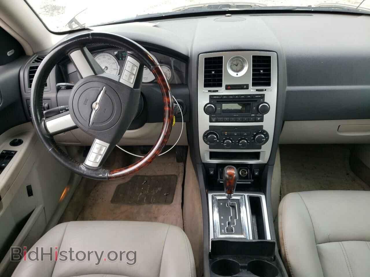 2006 CHRYSLER 300 - VIN: 2C3KA63H26H504536 - Фото 9