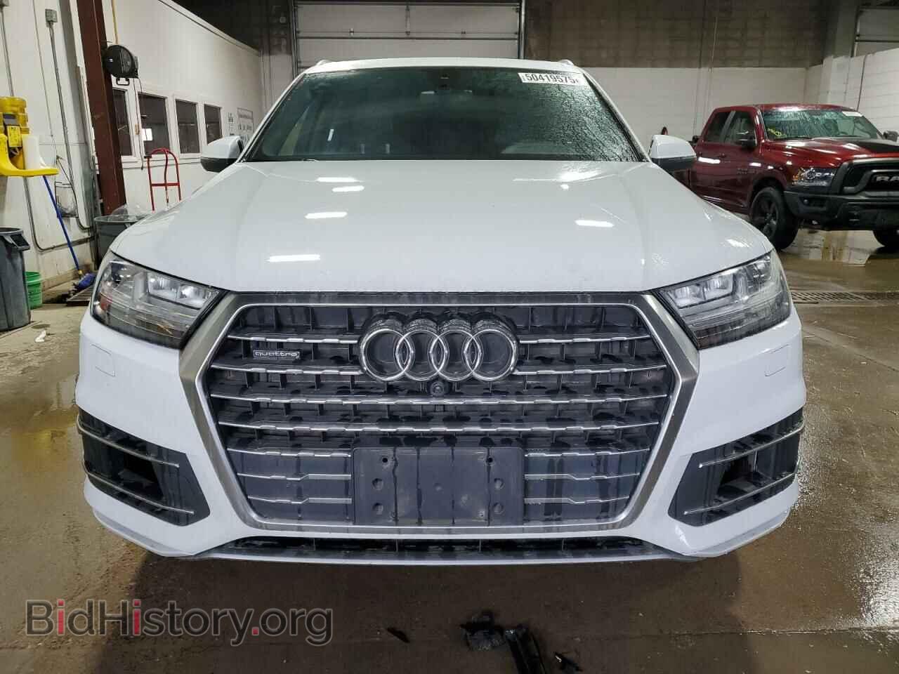 2017 AUDI Q7 - VIN: WA1VAAF75HD010180 - Фото 5