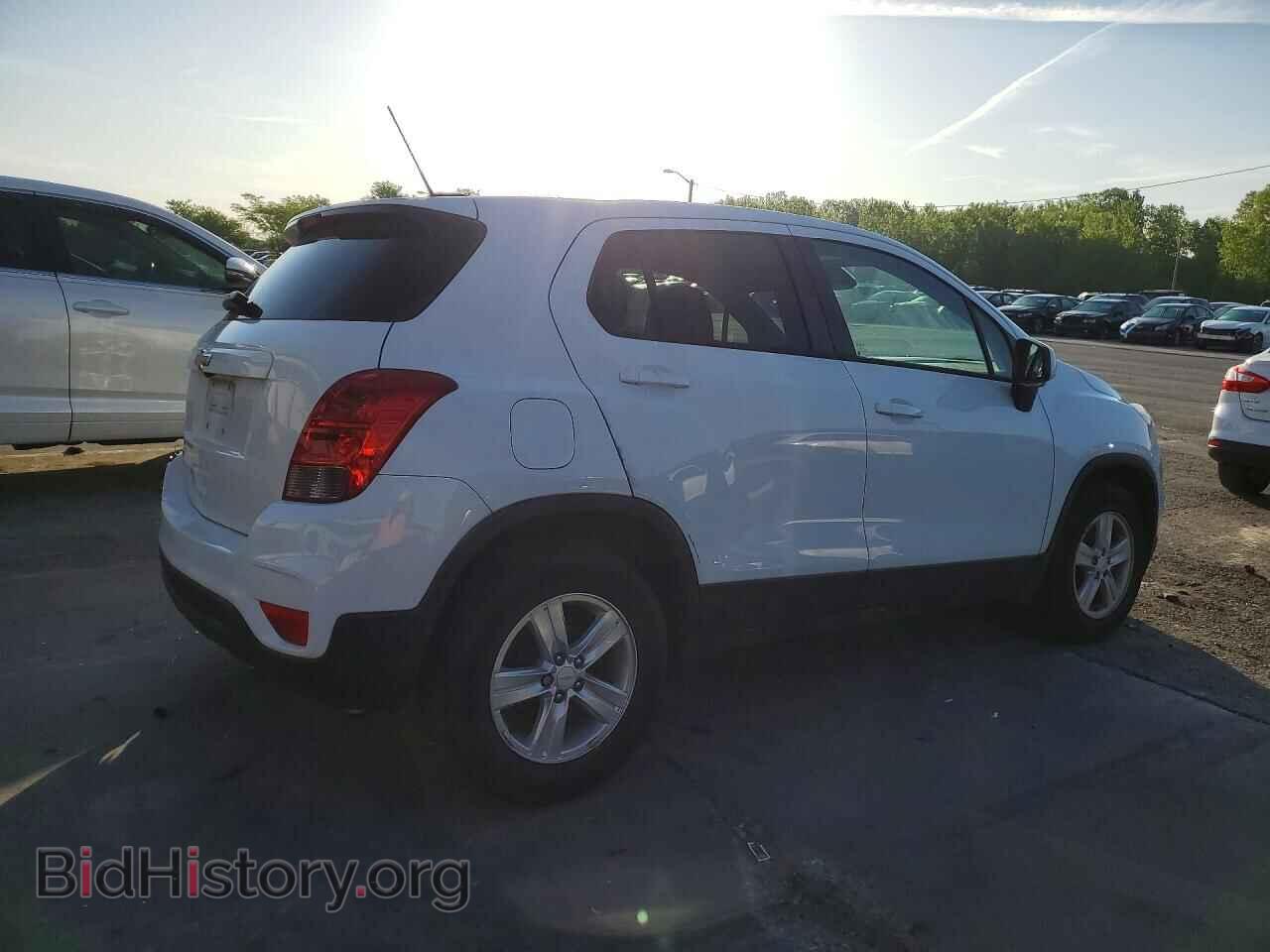 2021 CHEVROLET TRAX - VIN: KL7CJKSB6MB301139 - Фото 3
