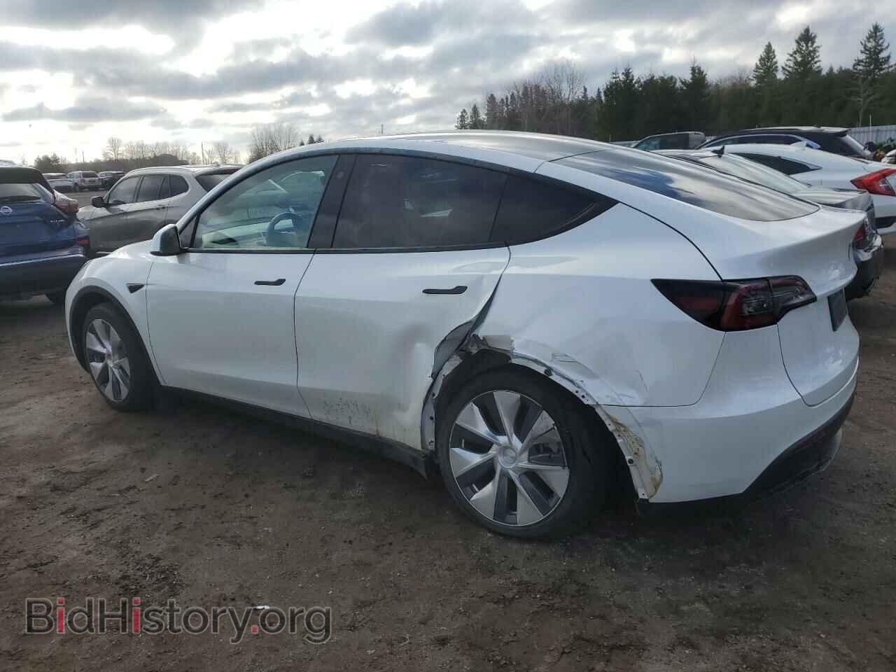 2022 TESLA MODEL Y - VIN: 7SAYGDEE6NF358564 - Photo 2