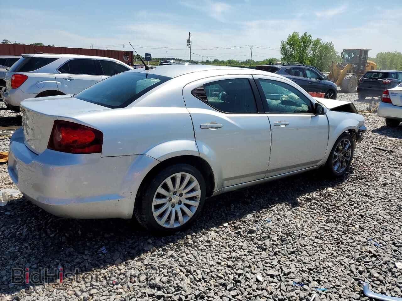 2011 DODGE AVENGER - VIN: 1B3BD2FG8BN506180 - Фото 3
