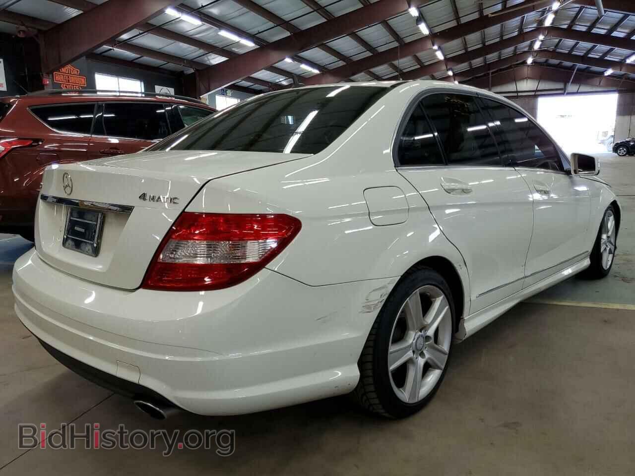 2011 MERCEDES-BENZ C-CLASS - VIN: WDDGF8BB7BR144420 - Фото 3