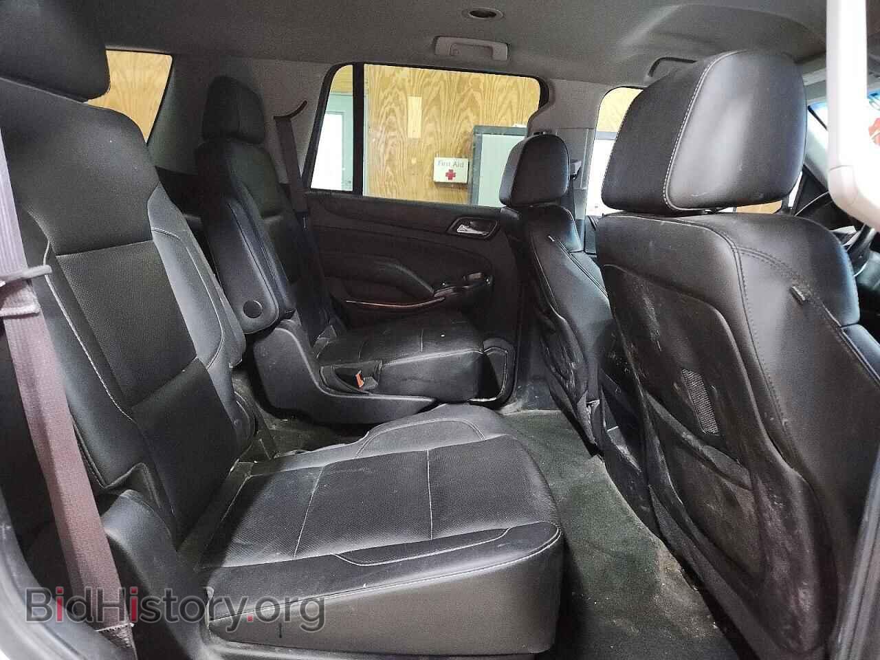 2016 GMC YUKON - VIN: 1GKS2BKC2GR483975 - Photo 11