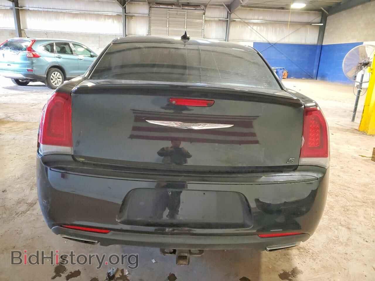 2016 CHRYSLER 300 - VIN: 2C3CCABG2GH233814 - Фото 6